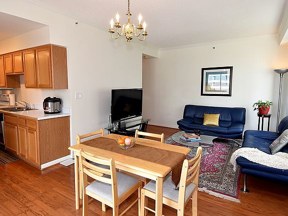 4th image of 1211 S Eads St APT 510