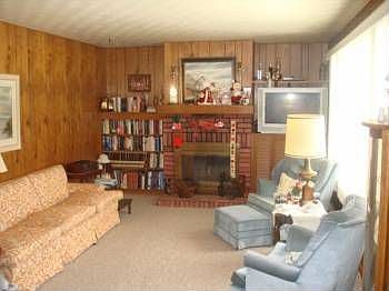 2nd image of 6172 N Riverfield Dr