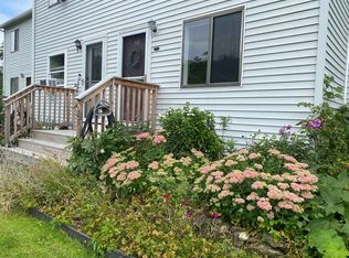 25 Huntington Pl, Waterbury, VT 05676