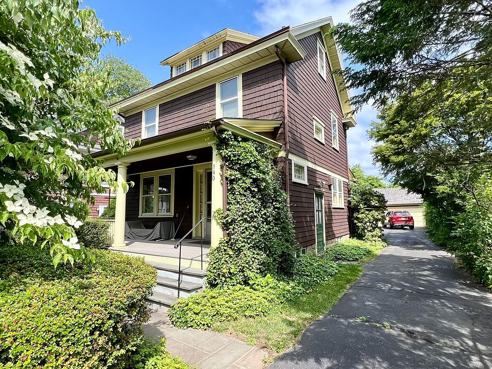 1st image of 140 Saint Andrews Ln