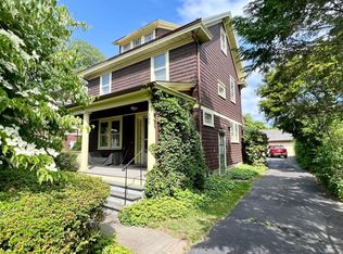 140 Saint Andrews Ln, Glen Cove, NY 11542
