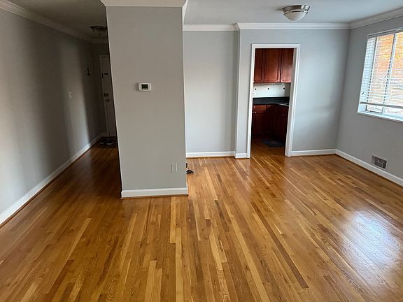 5th image of 10513 Montrose Ave APT 301