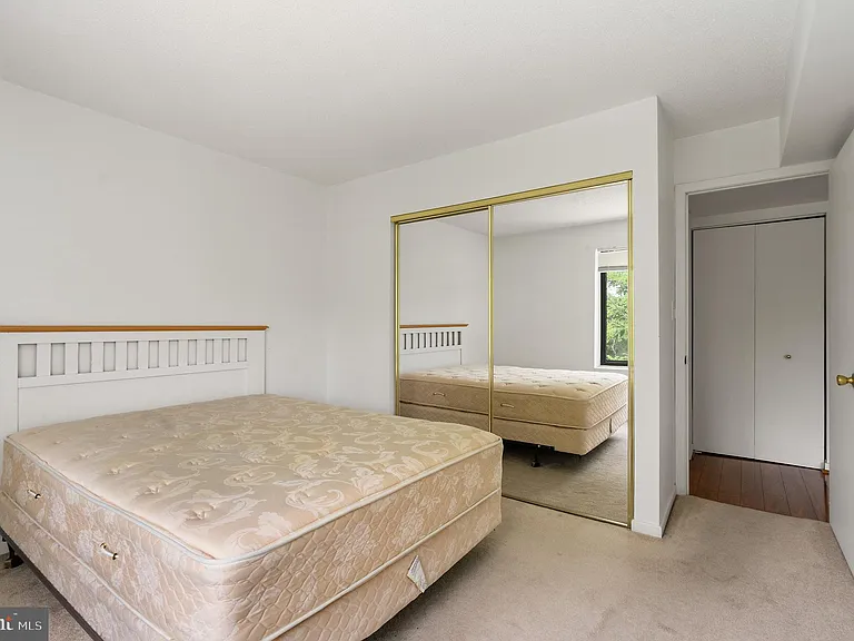 2111 Wisconsin Ave NW #203 — Photo 20