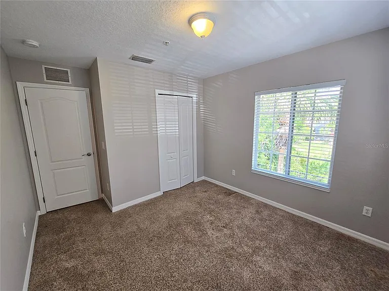13088 Tigers Eye Dr — Photo 17