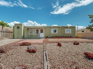 1025 Santa Clara Dr, Santa Fe, NM 87507