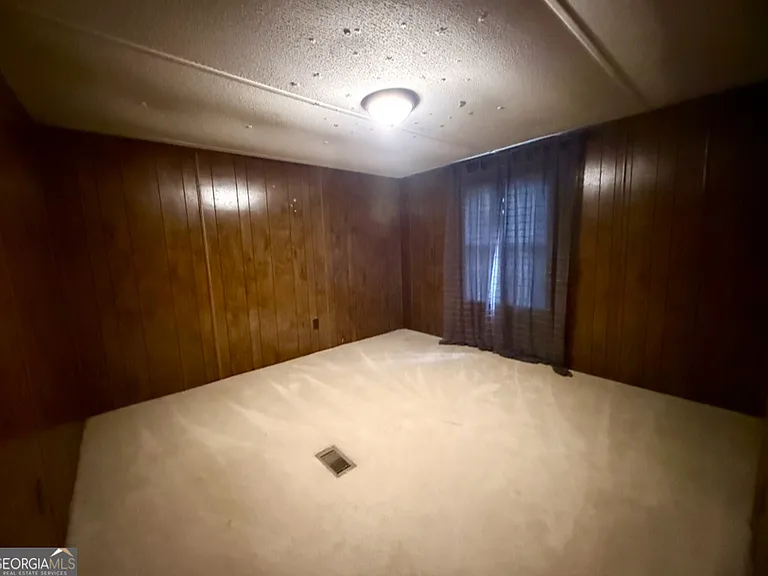 1057 McGee Rd — Photo 13