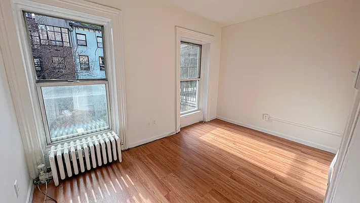 Rented by Brighton Management | media 9