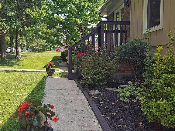 5th image of 3953 Hillside Dr