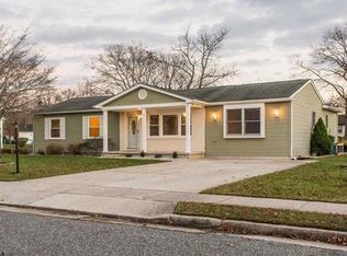 6 Tudor St, Egg Harbor Township, NJ 08234
