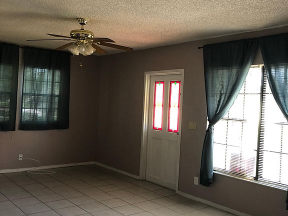 2nd image of 819 W Peninsular St