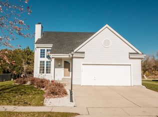2006 Springbrook N, Waukesha, WI 53186