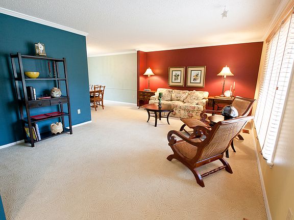 2nd image of 15216 Kempwood Dr