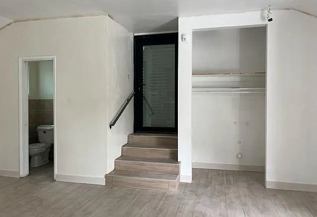 126 E Wistaria Ave — Photo 1