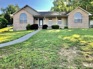 720 E Economy Rd, Morristown, TN 37814