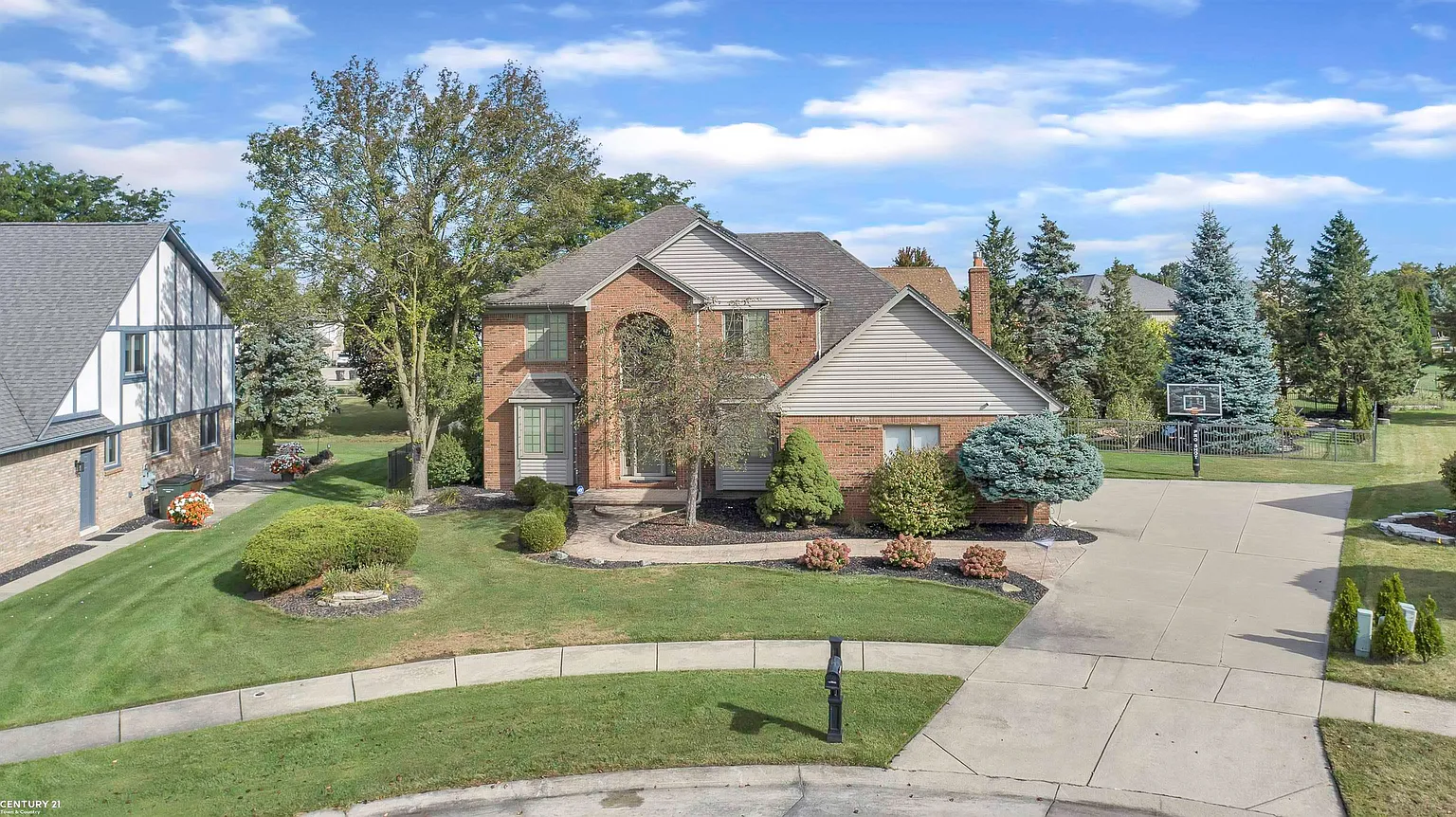 46240 Winston Ct photo 1