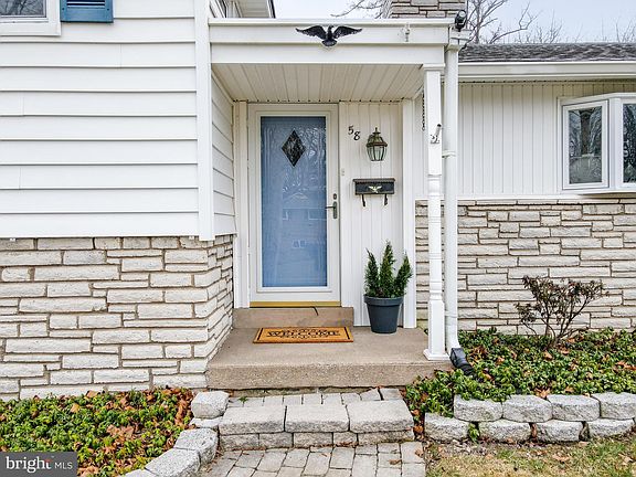 2nd image of 58 Cobblestone Dr
