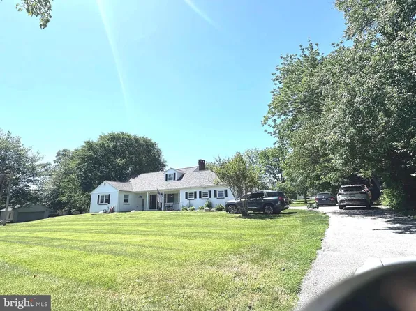 251 W Locust St, Oxford, PA 19363