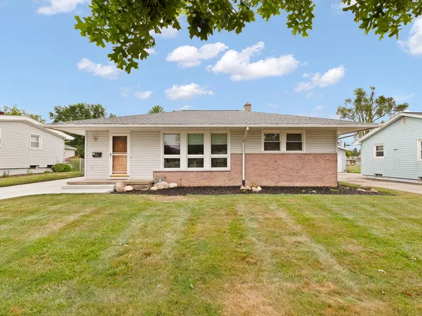 160 Canterbury St, Adrian, MI 49221