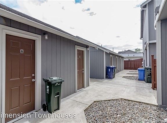 2nd image of 4017 S Puget Sound Ave Unit A
