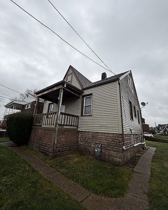 1st image of 155 S 11th St