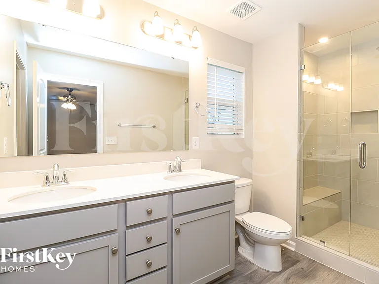 124 Benford Dr — Photo 14