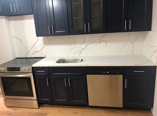 1034 Lincoln Pl #2R, Brooklyn, NY 11213