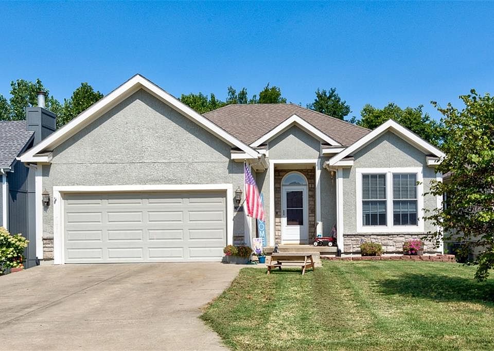 1st image of 811 Redbud Dr