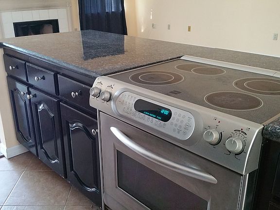 5th image of 3020 Rex Dr S