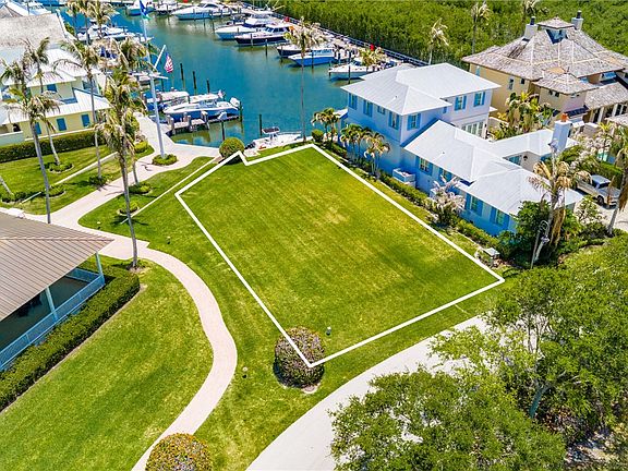 3rd image of 9180 Marsh Island Dr