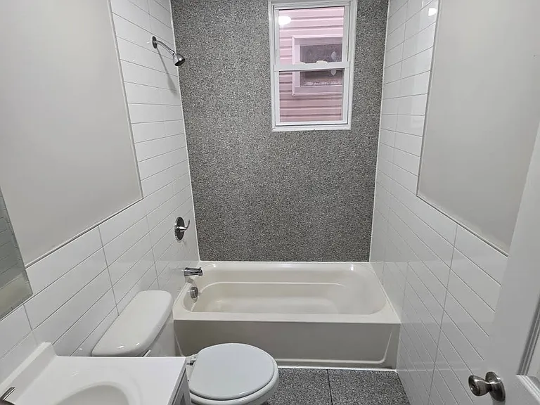 327 S 19th St #3RR — Photo 3