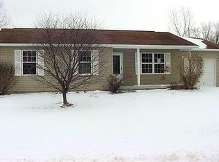 812 Sunset Ave, Rising Sun, IN 47040