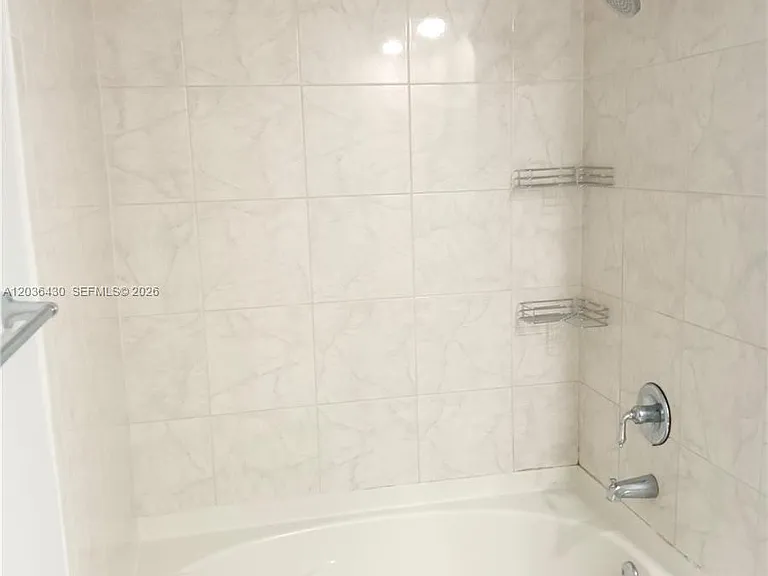 18800 NE 29th Ave #619 — Photo 10