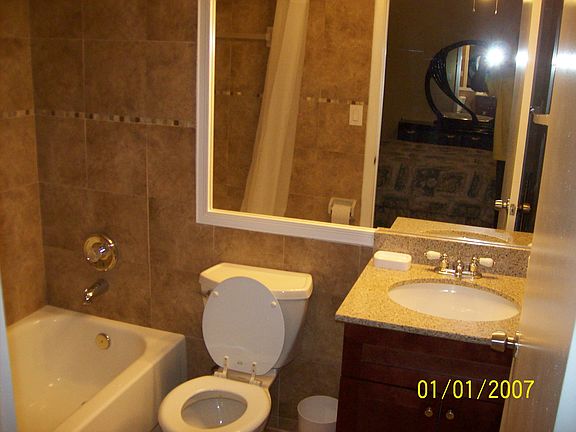 5th image of 5901 Woodland Point Pl