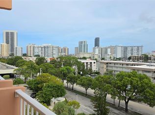 2200 E Hallandale Beach Blvd APT 709, Hallandale, FL 33009