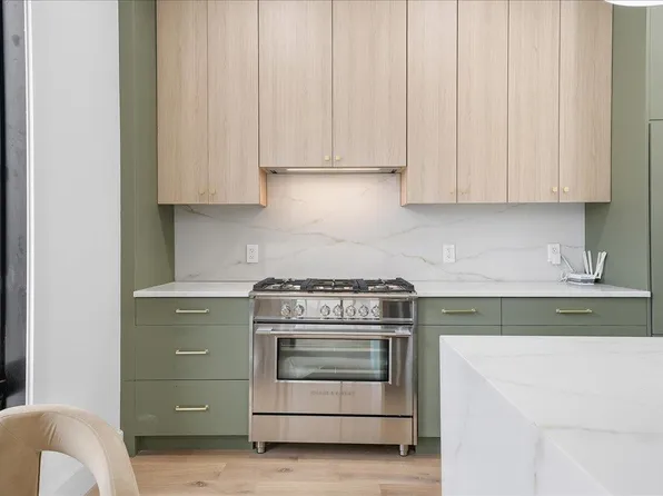 100 Webster Avenue image 5 of 32