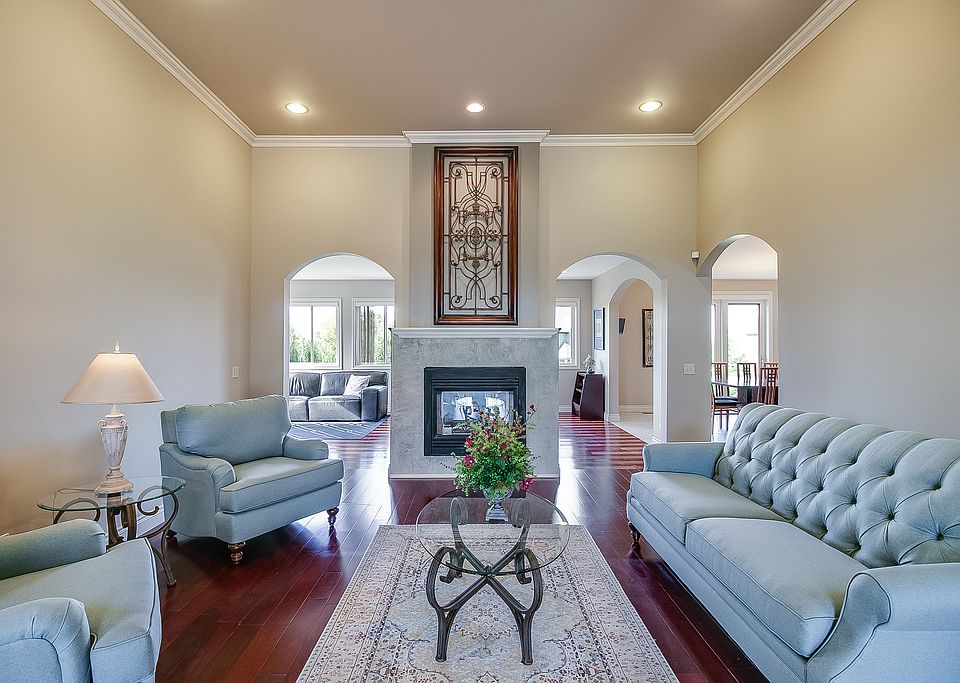 1st image of 59440 Doral Dr