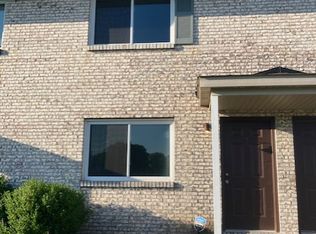 26 Sarpy Rd #B, Belleville, IL 62221