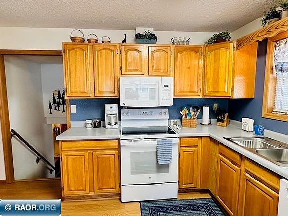 4th image of 5460 Garden Dr N