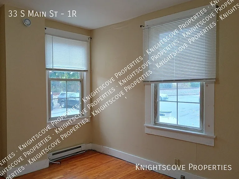 33 S Main St #1R — Photo 10