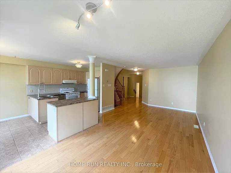 251 Meadowbreeze Dr — Photo 17