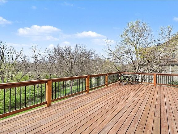 5th image of 12650 Sherwood Dr