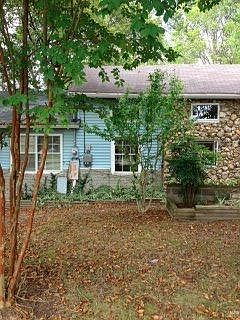 1st image of 621 NW Murray Dr