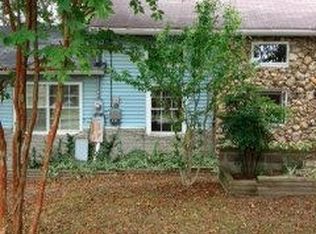 621 NW Murray Dr, Knoxville, TN 37912