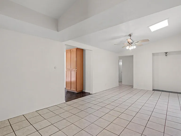 1600 Sumac Dr — Photo 9