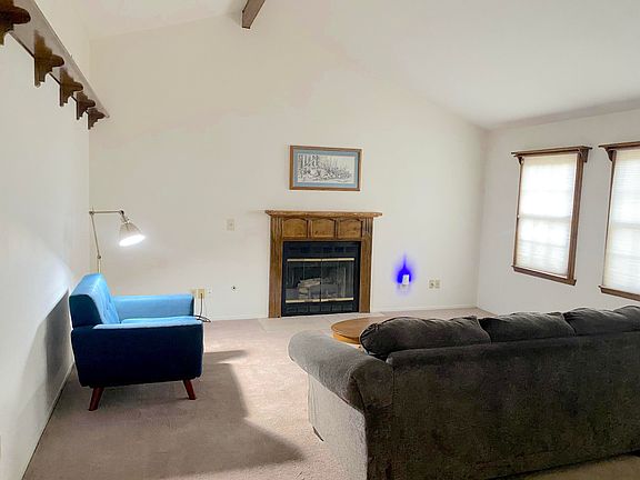 4th image of 2416 E Tulare Avenue