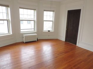 809 Judson Ave APT 3W, Evanston, IL 60202