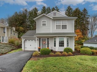 6202 N Highlands Ct, Harrisburg, PA 17111