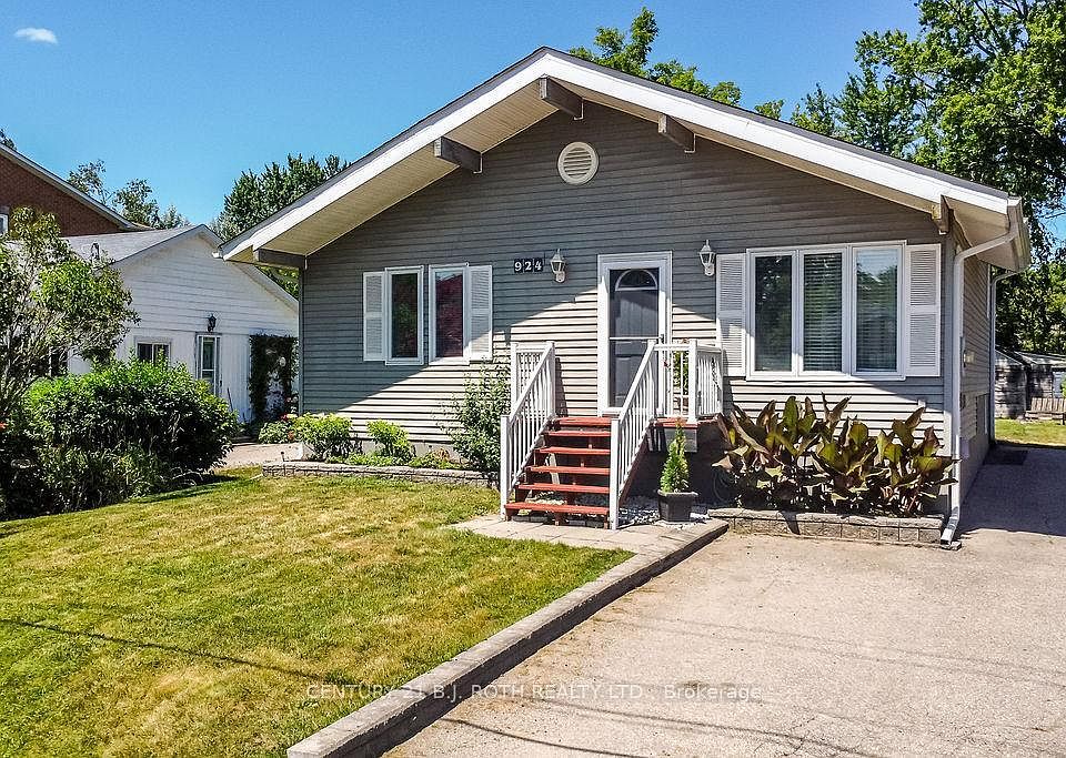 1st image of 924 Vicrol Dr