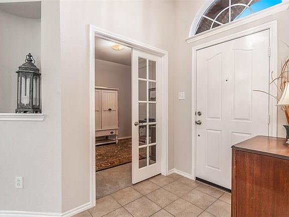 5th image of 12900 Glenville Ct