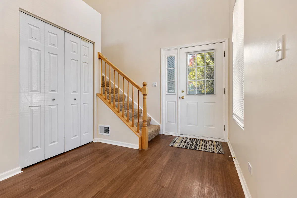2 bed, 2.5 bath, 1646 sqft, $2,550 — Photo 3